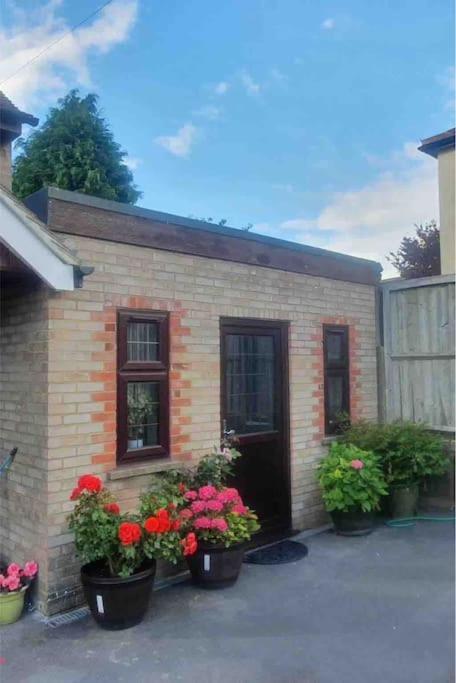 Lovely 1 Bed Studio Apartment With Free Parking Oxford Luaran gambar